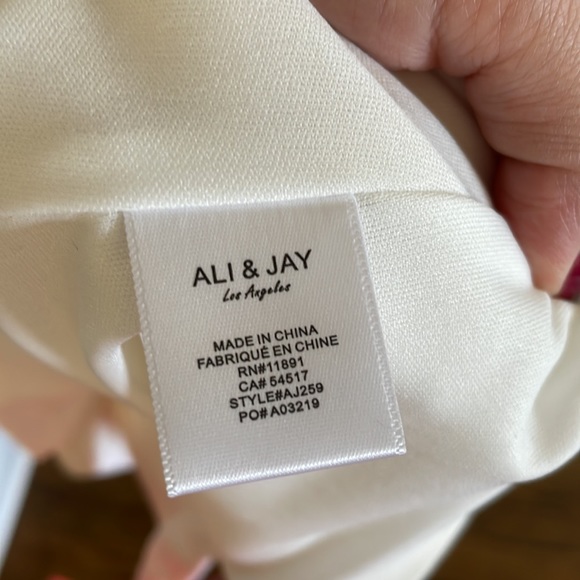 ALI & JAY dress perfect - Picture 7 of 8